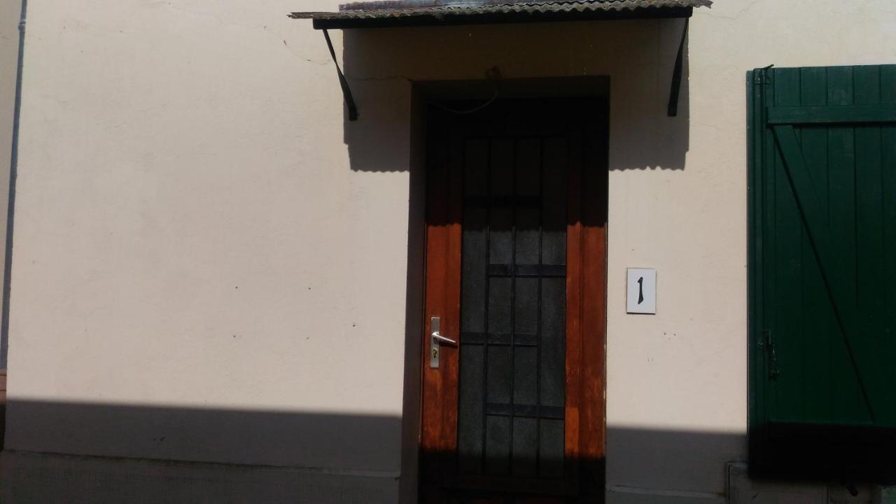 Maison En Location Fresnes Sur Marne Eksteriør bilde